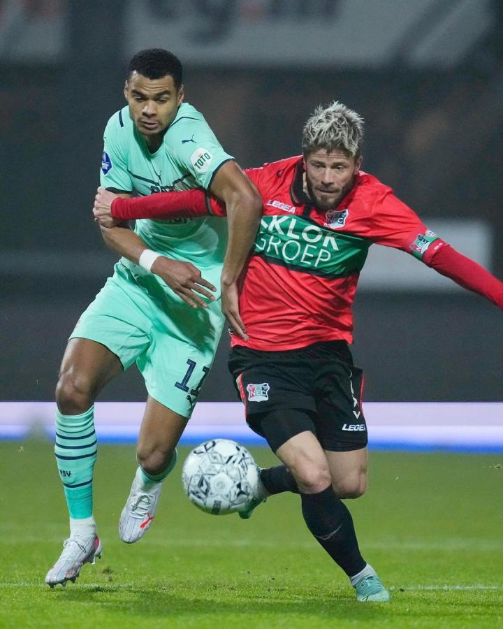 中超-泰山4-2浙江取近5轮首胜 卡扎帽子戏法王钰